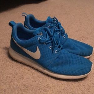 Blue sky roshe runs men’s